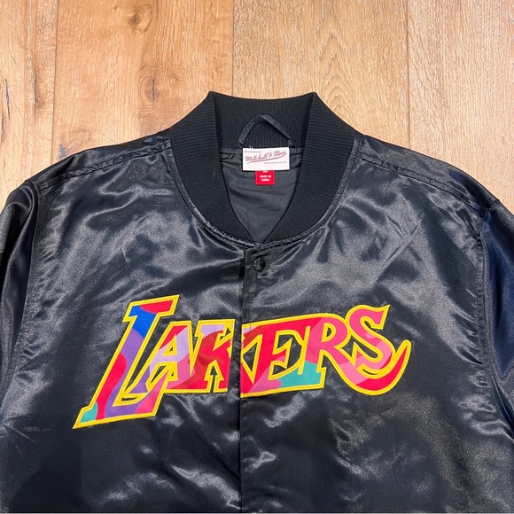 Mitchell Ness x LA Lakers x Takashi Murakami x ComplexCon Bomber Jacket - Picture 2 of 8